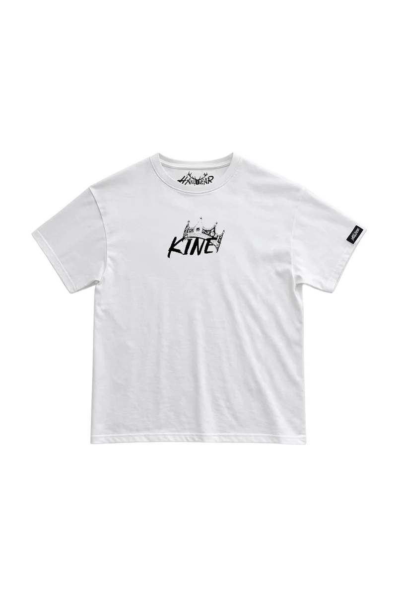 MODELL: KINE WHITE
