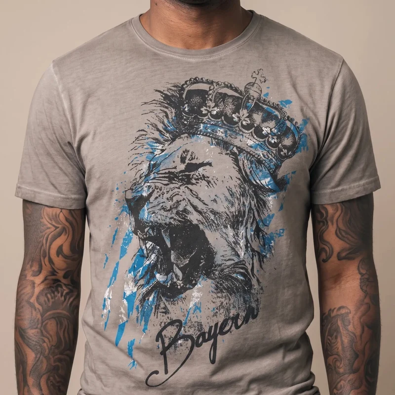 MODELL: ZACHY NEW