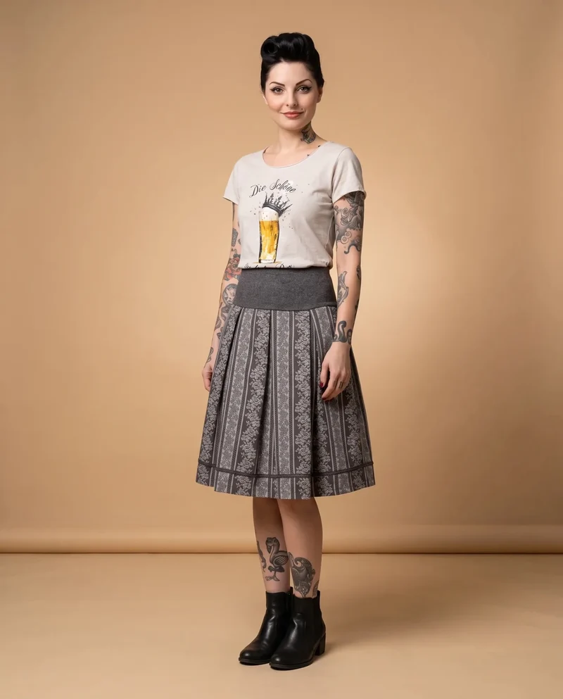 MODELL: GERTRUD