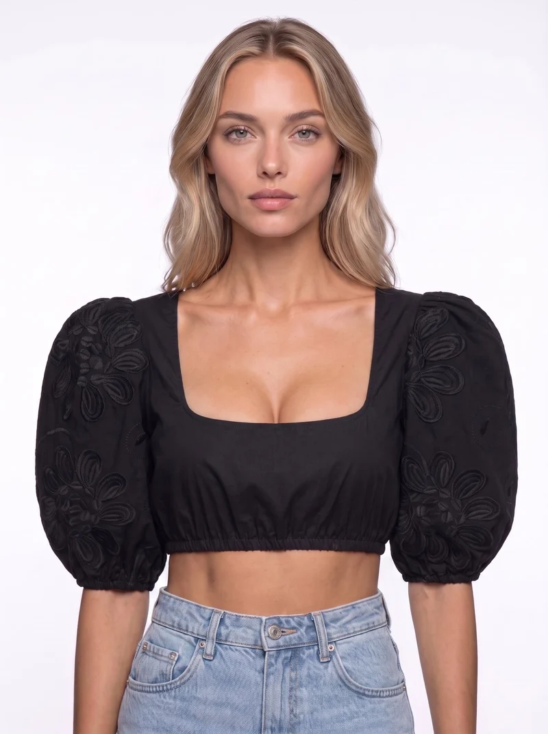 DIRNDLBLUSE KARREEAUSSCHNITT 3D FLOWERS PUFFÄRMEL SCHWARZ