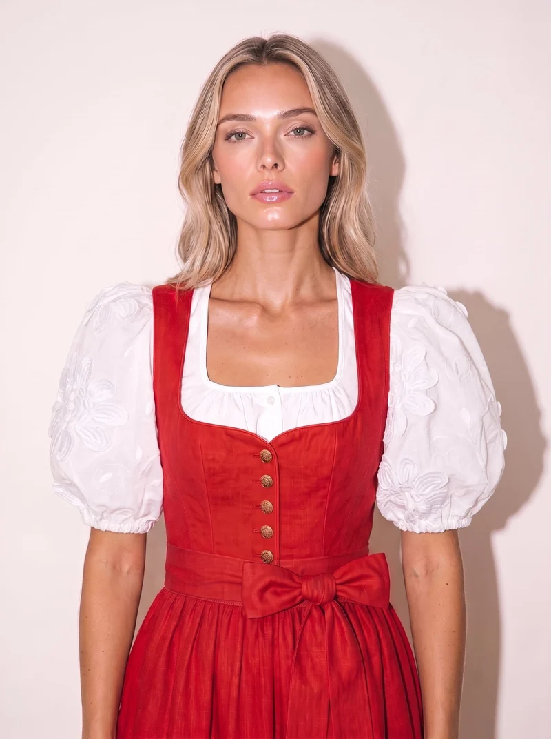 DIRNDLBLUSE KARREEAUSSCHNITT 3D FLOWERS PUFFÄRMEL WEISS