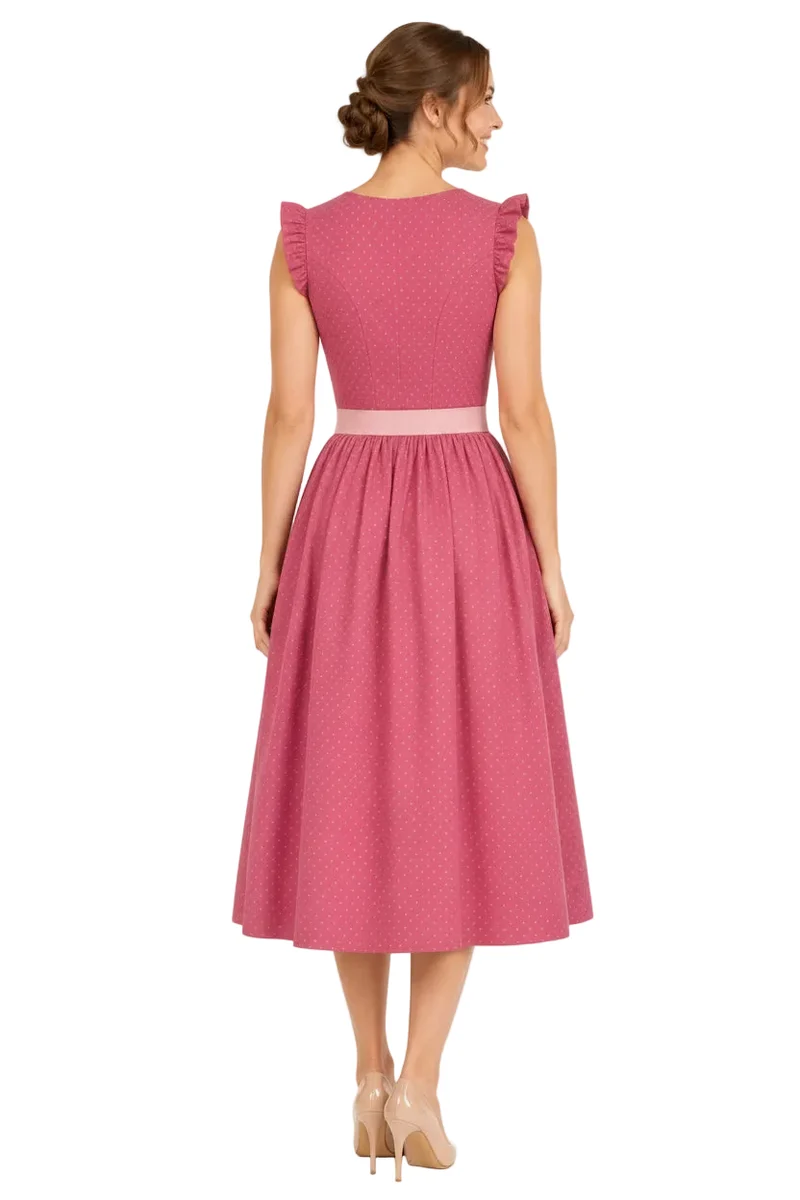 Sommerliches Dirndl mit Rüschenärmeln