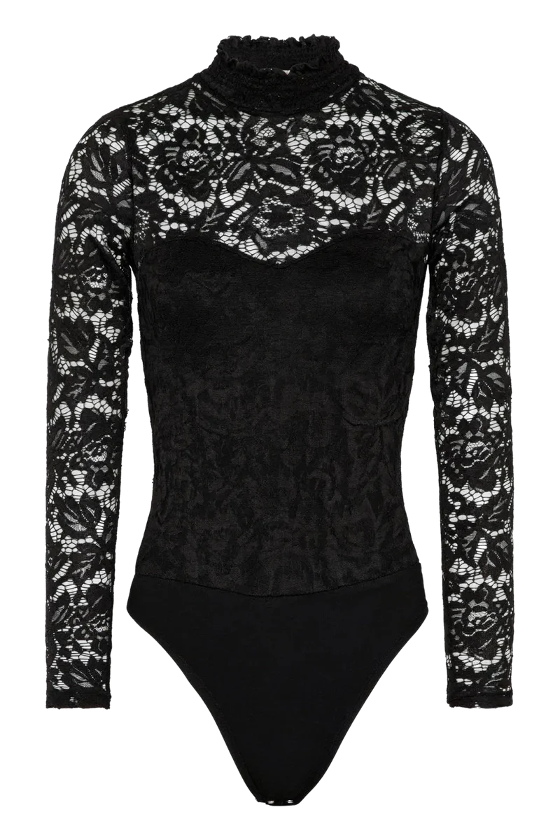 MODELL: FILIZ