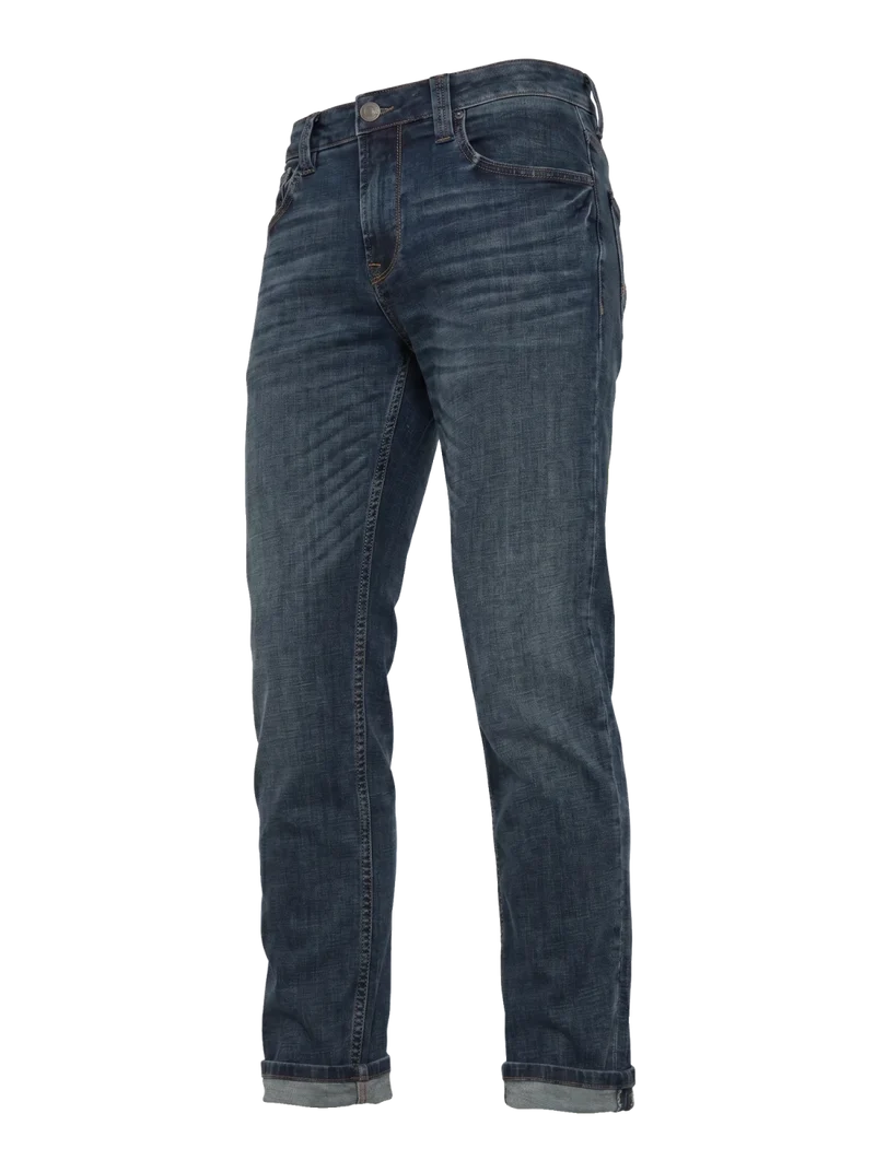 MODELL: DARRYL