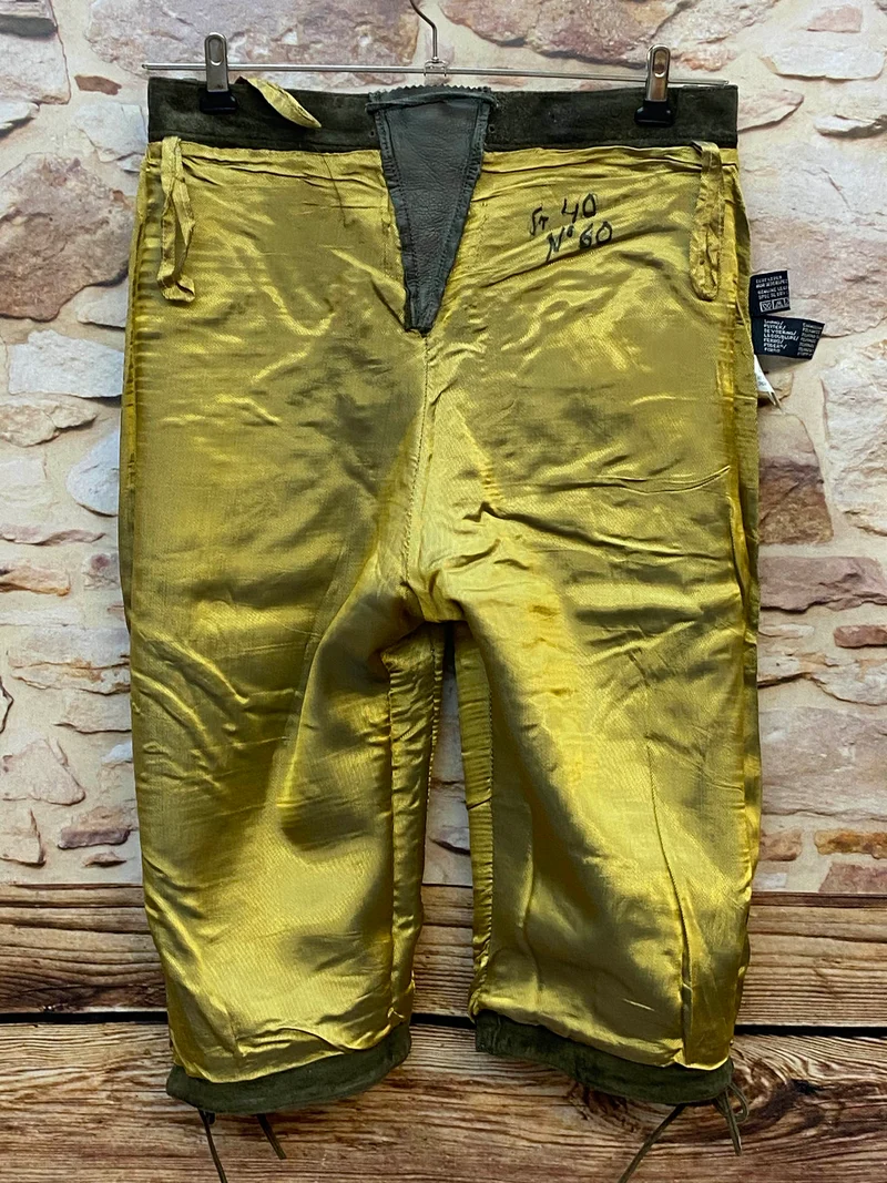Damen Trachtenlederhose 3/4 Gr. 40 olivgrün