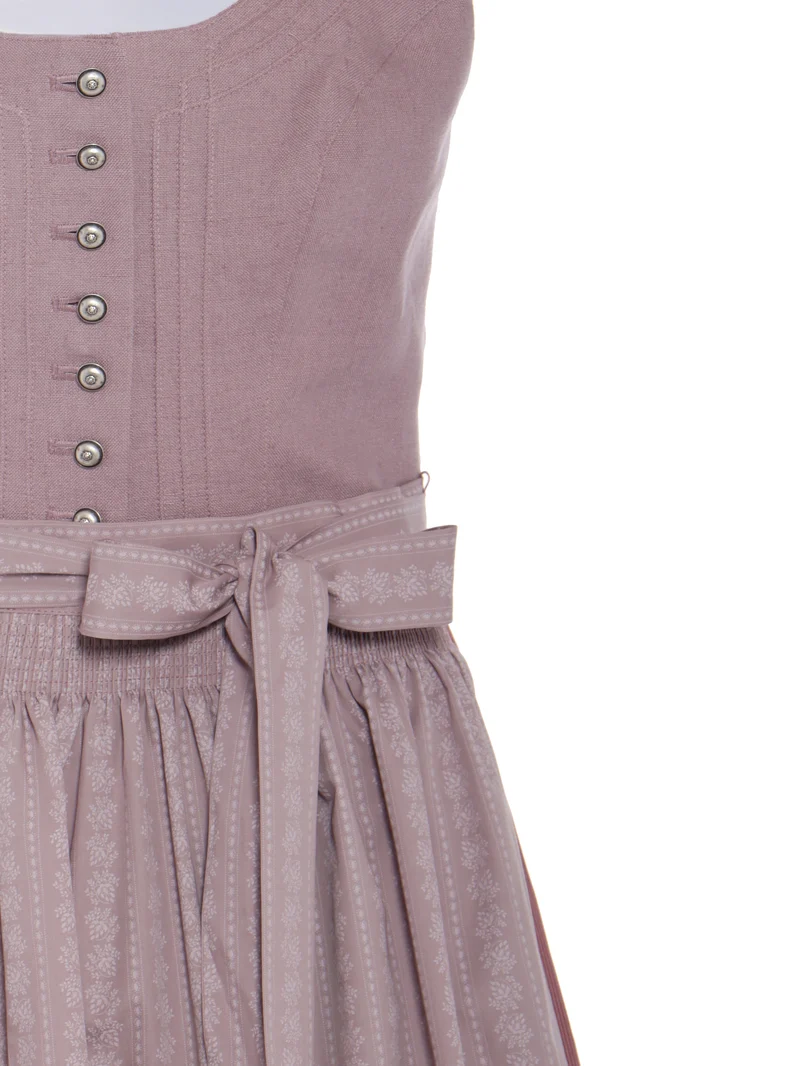 Leinen-Dirndl mit Schnurstepp & Baumwollschürze