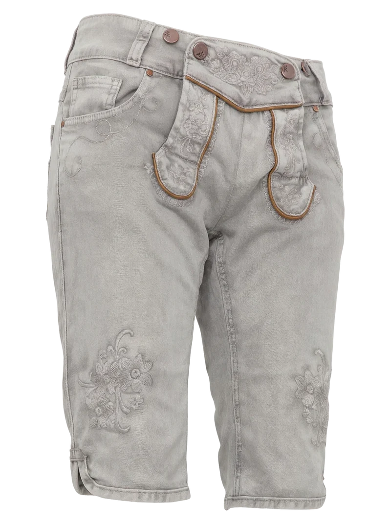 MODELL: OVIDA BERMUDA