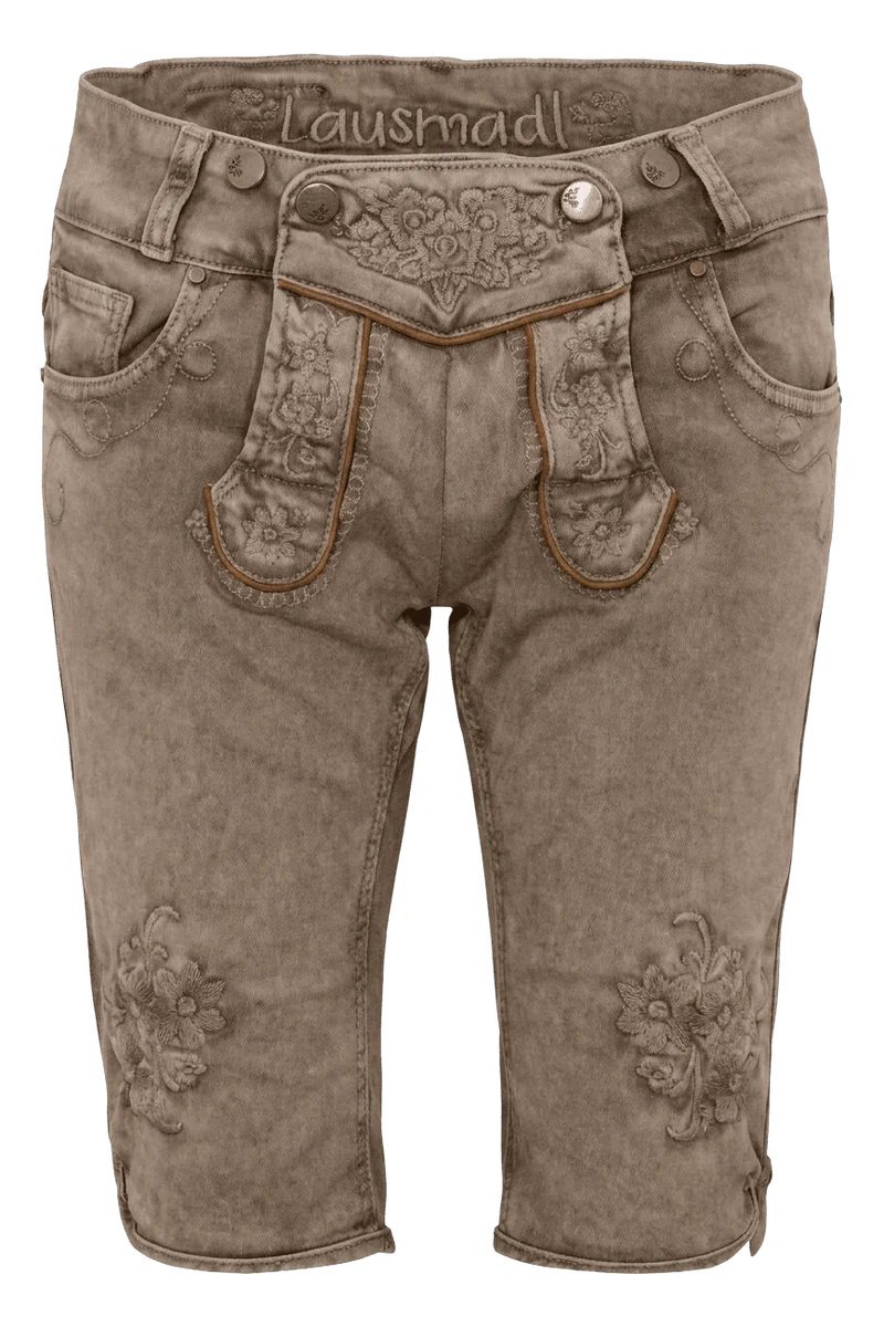 MODELL: OVIDA BERMUDA