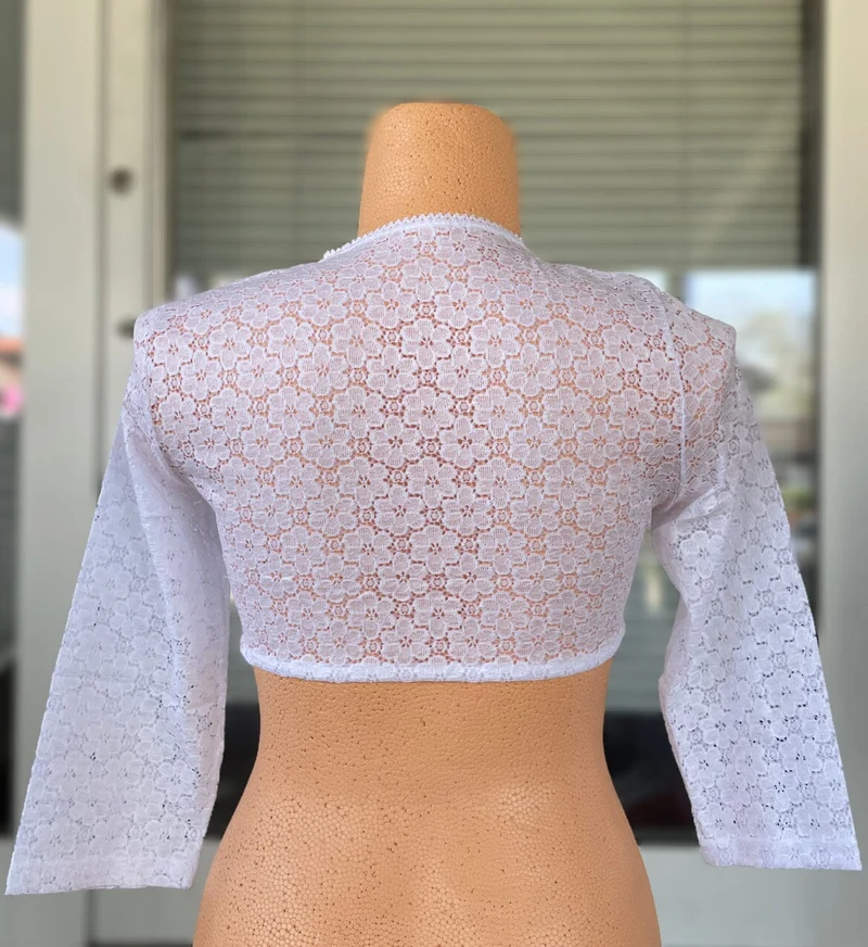 Dirndlbluse Nina von C., Sabine, weiß, 3/4 Arm, V-Ausschnitt