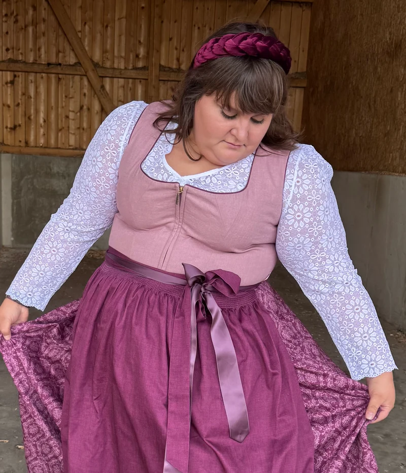 Dirndlbluse Alpenfee, Sonja, langarm, V-Ausschnitt, weiß