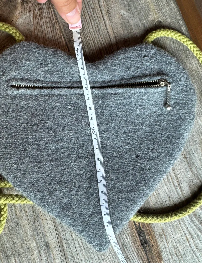 Handtasche, Umhängetasche, Crossbody, Filz, Herz, grau