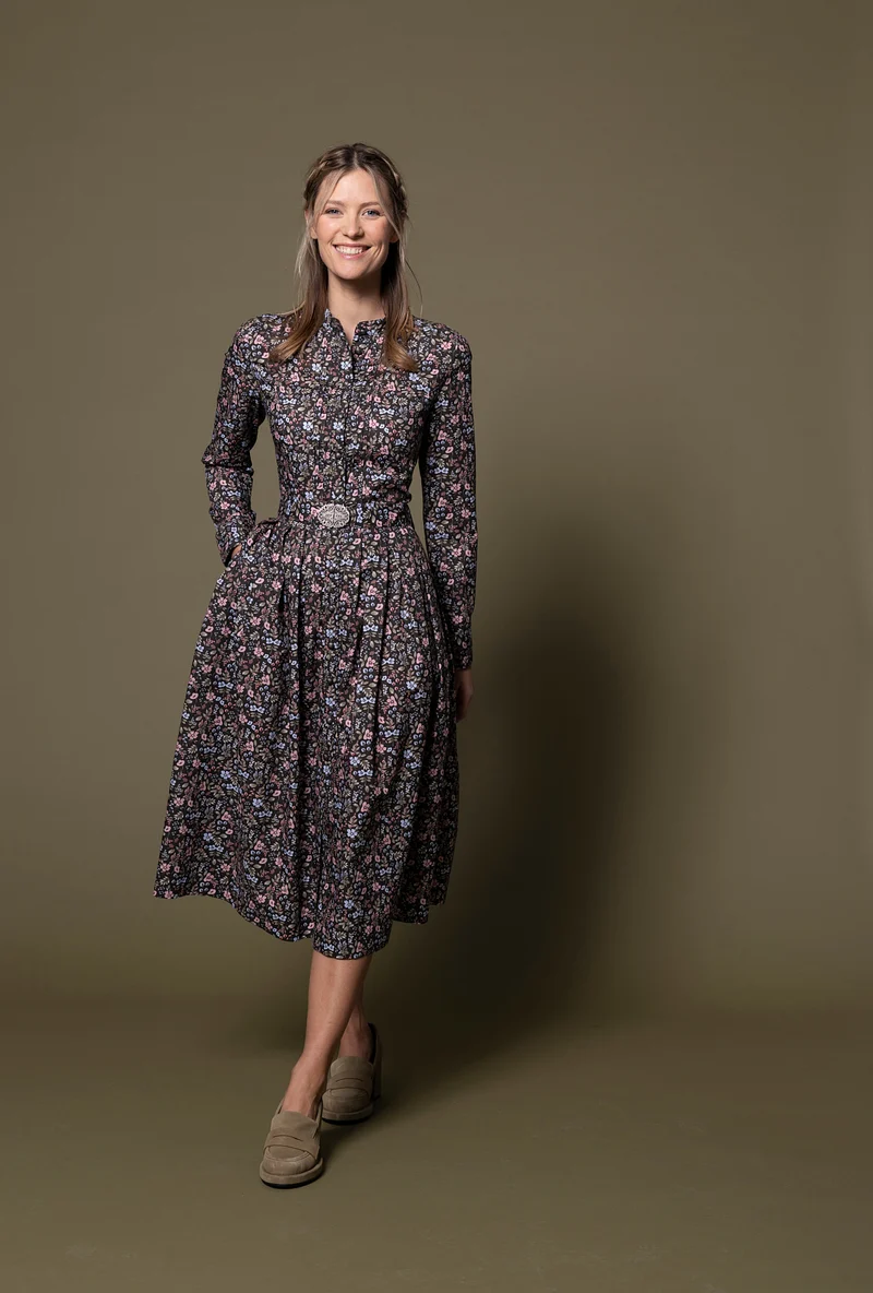 Stehkragenkleid aus Blumendruck