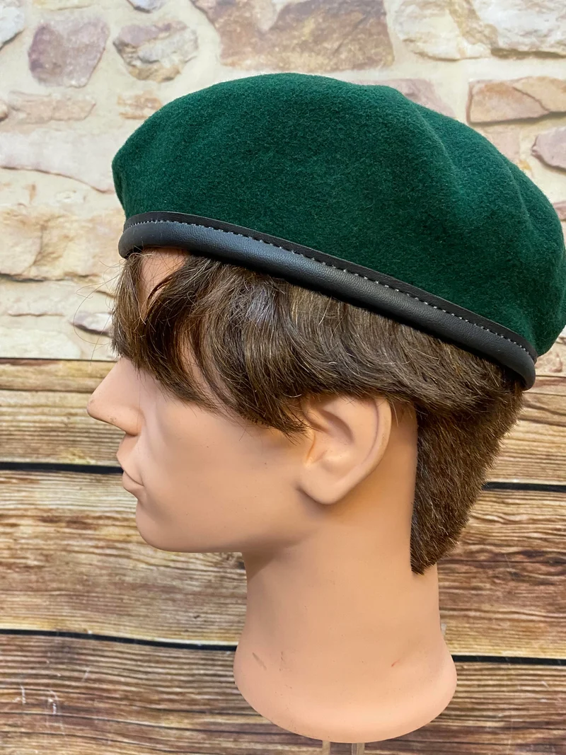 Vintage Uniform-Barett grün Gr. 60