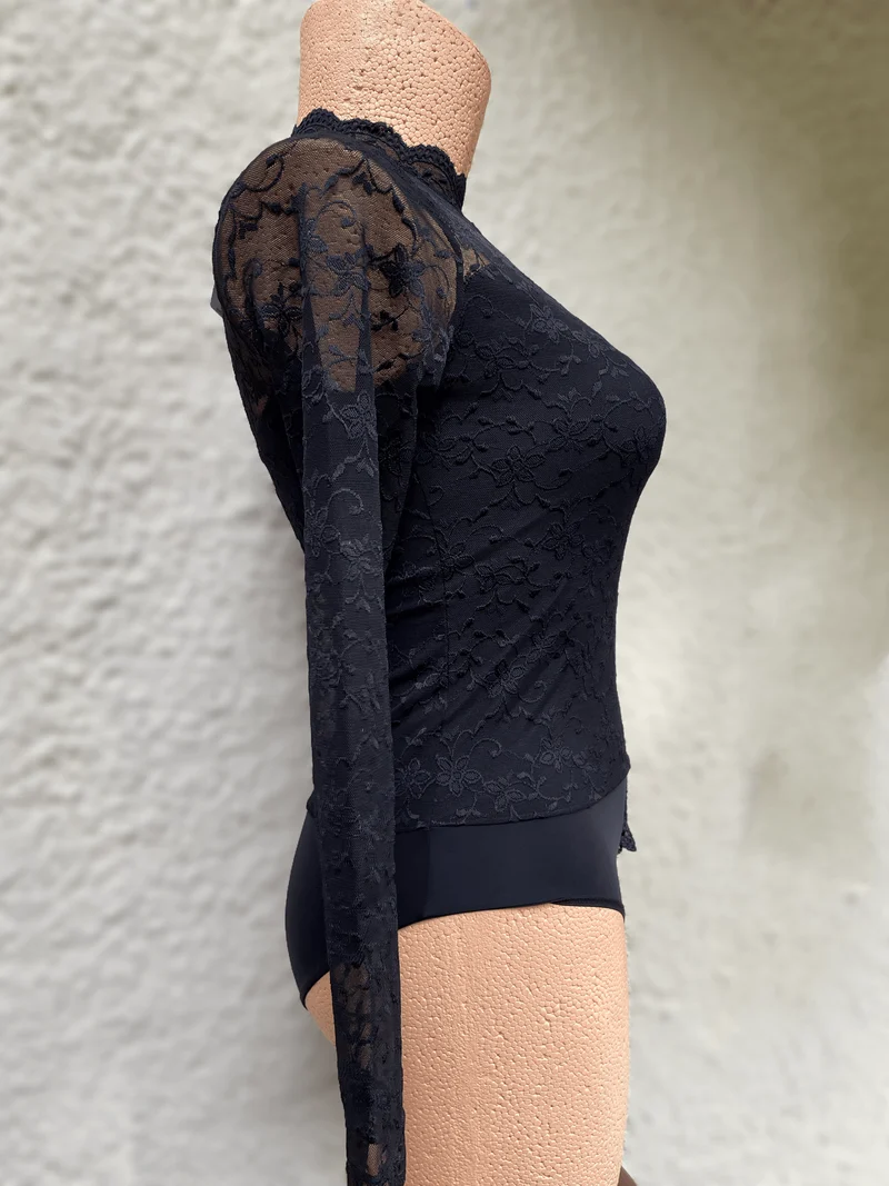 Trachtenbluse, Body Blusenbody, schwarz, Nina von C., hochgeschlossen