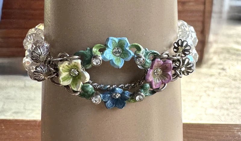 Trachten Armband, weiß, Perlen, Steinchen, Blumen