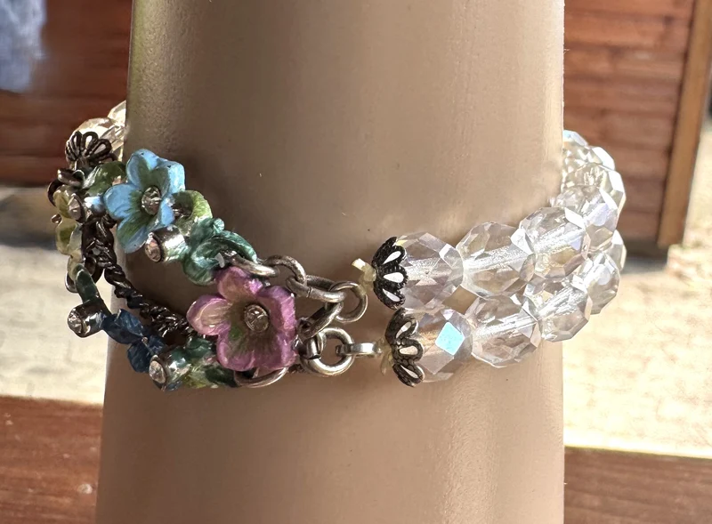 Trachten Armband, weiß, Perlen, Steinchen, Blumen
