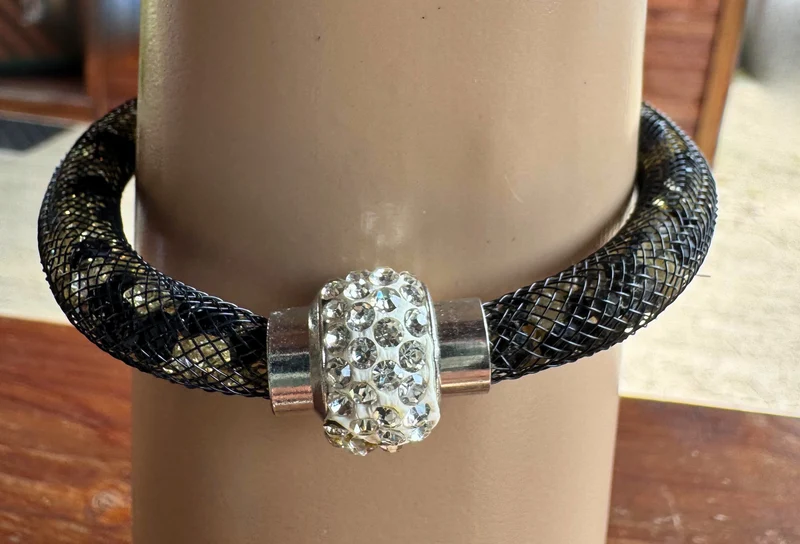 Trachten Armband, Magnetverschluss, Glitzersteine