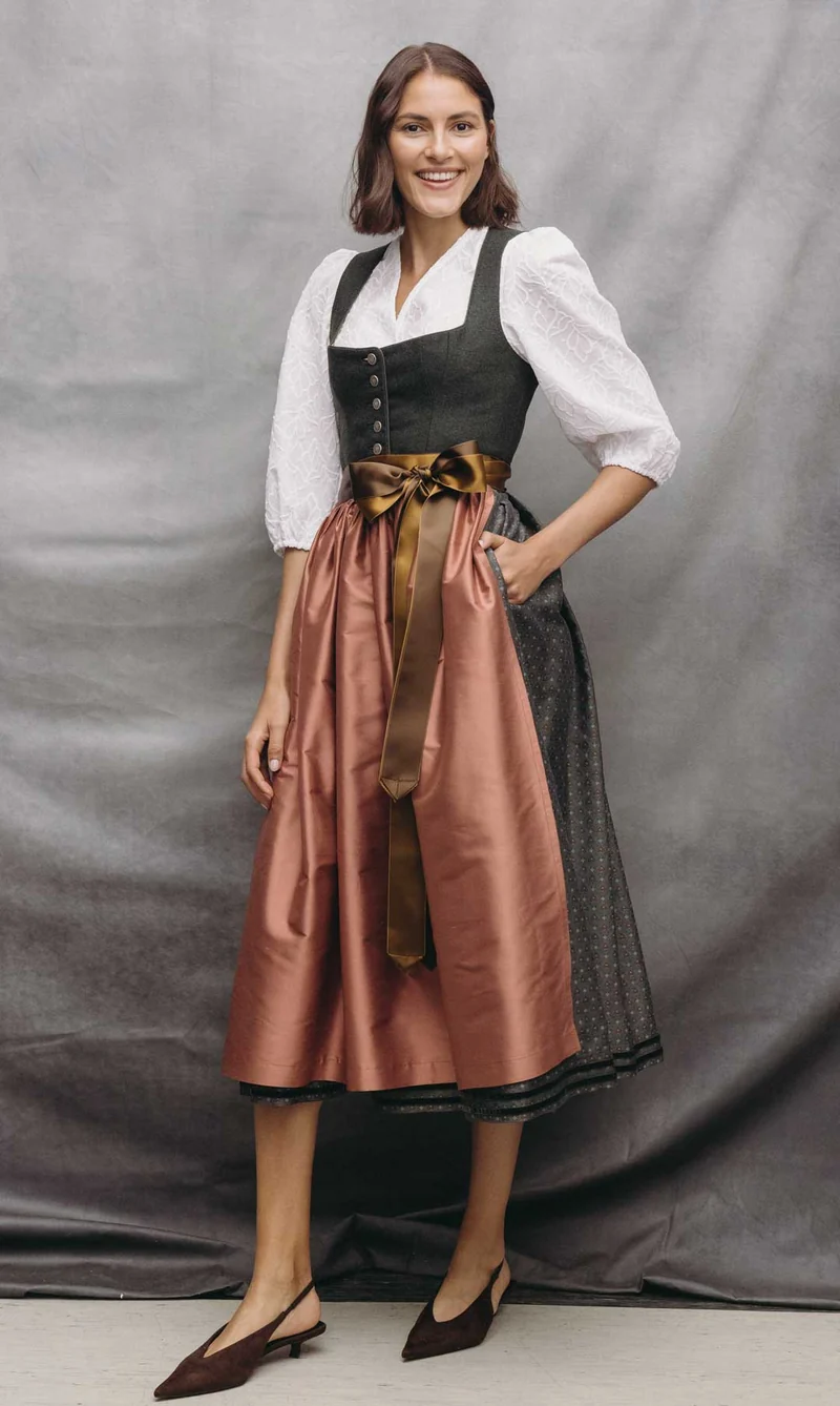 Lodendirndl Paula Tanne (lang)