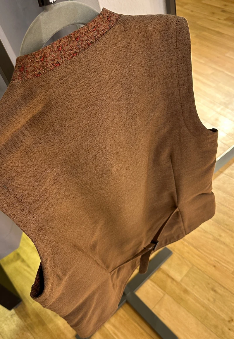 Herren Trachtenweste G'weih & Silk rost