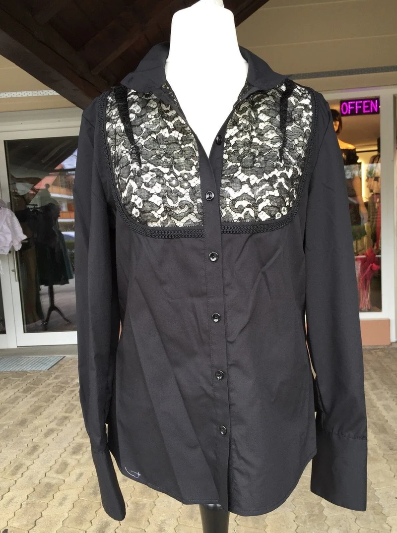 Dirndlbluse, Trachtenbluse Kinga Mathe, Karla, schwarz, Spitze, Gr. 40