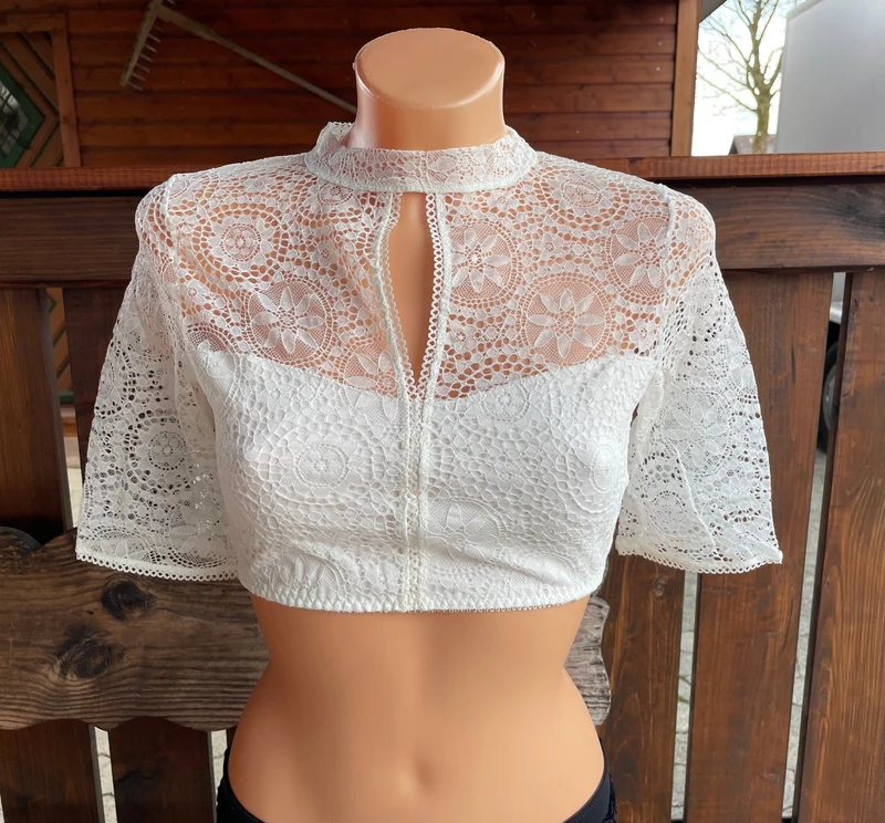 Dirndlbluse Nina von C., champagner, halbarm, Maria, hochgeschlossen