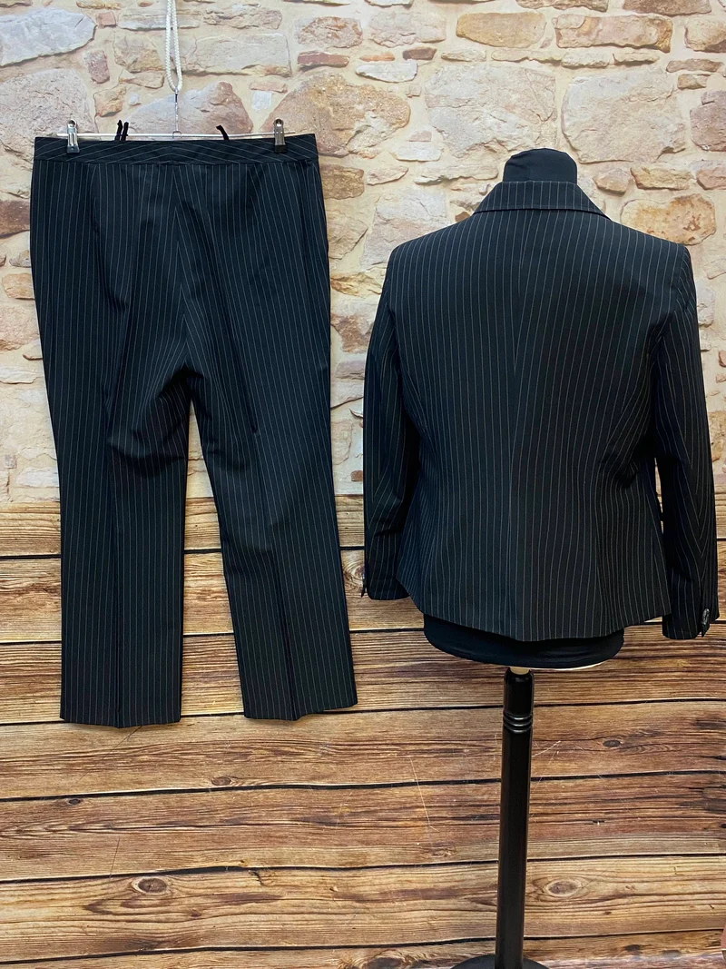 Nadelstreifenanzug Damen Gr. 46 schwarz – eleganter Hosenanzug