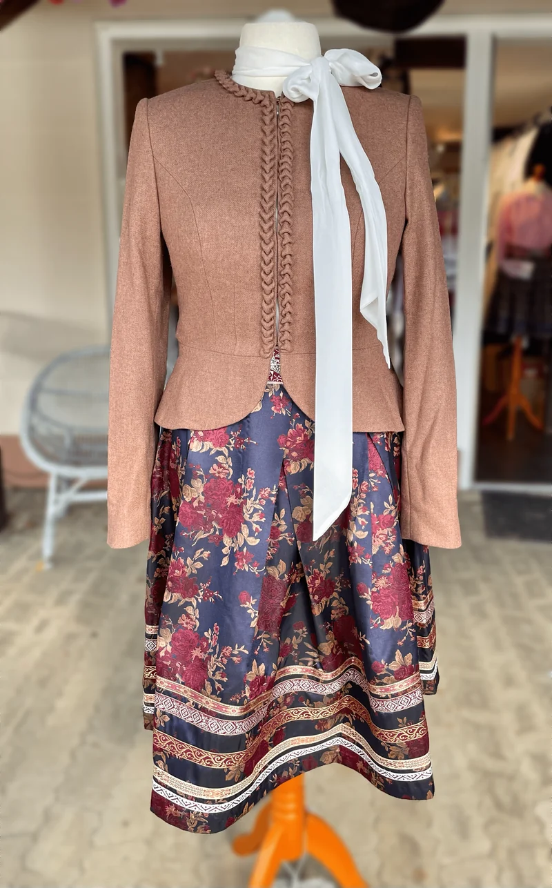 Trachten Jacke, Krüger, Indra, braun mit Schößchen