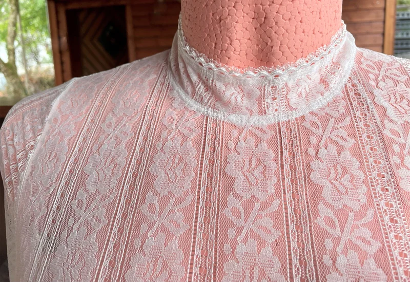 Dirndlbluse Krüger Collection, Katalina, Spitze, hochgeschlossen, 3/4 Arm, ecru