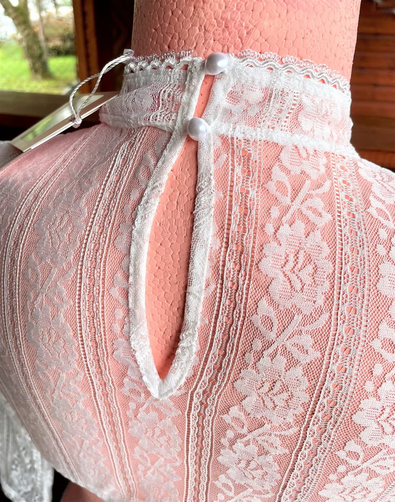 Dirndlbluse Krüger Collection, Katalina, Spitze, hochgeschlossen, 3/4 Arm, ecru