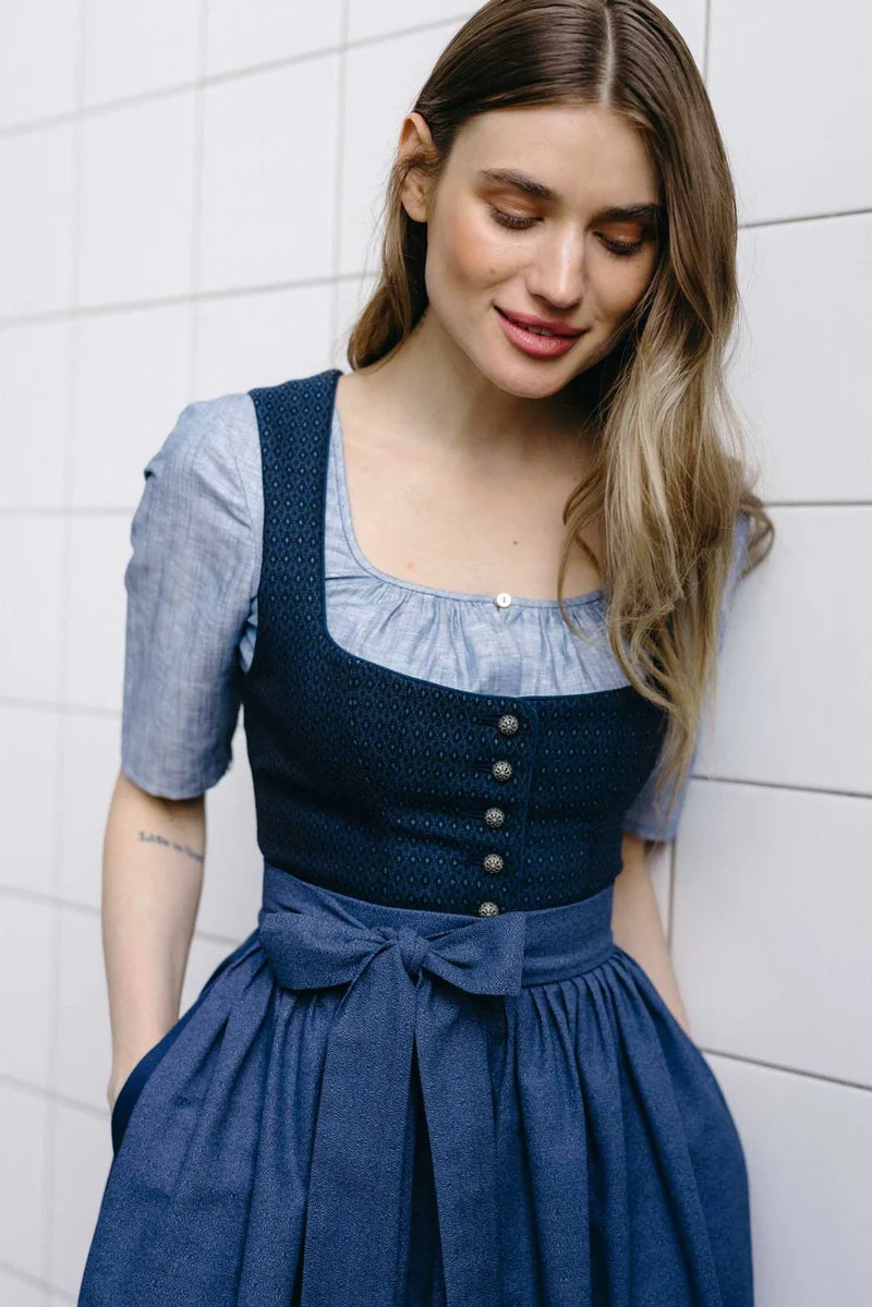 Dirndlbluse Laura