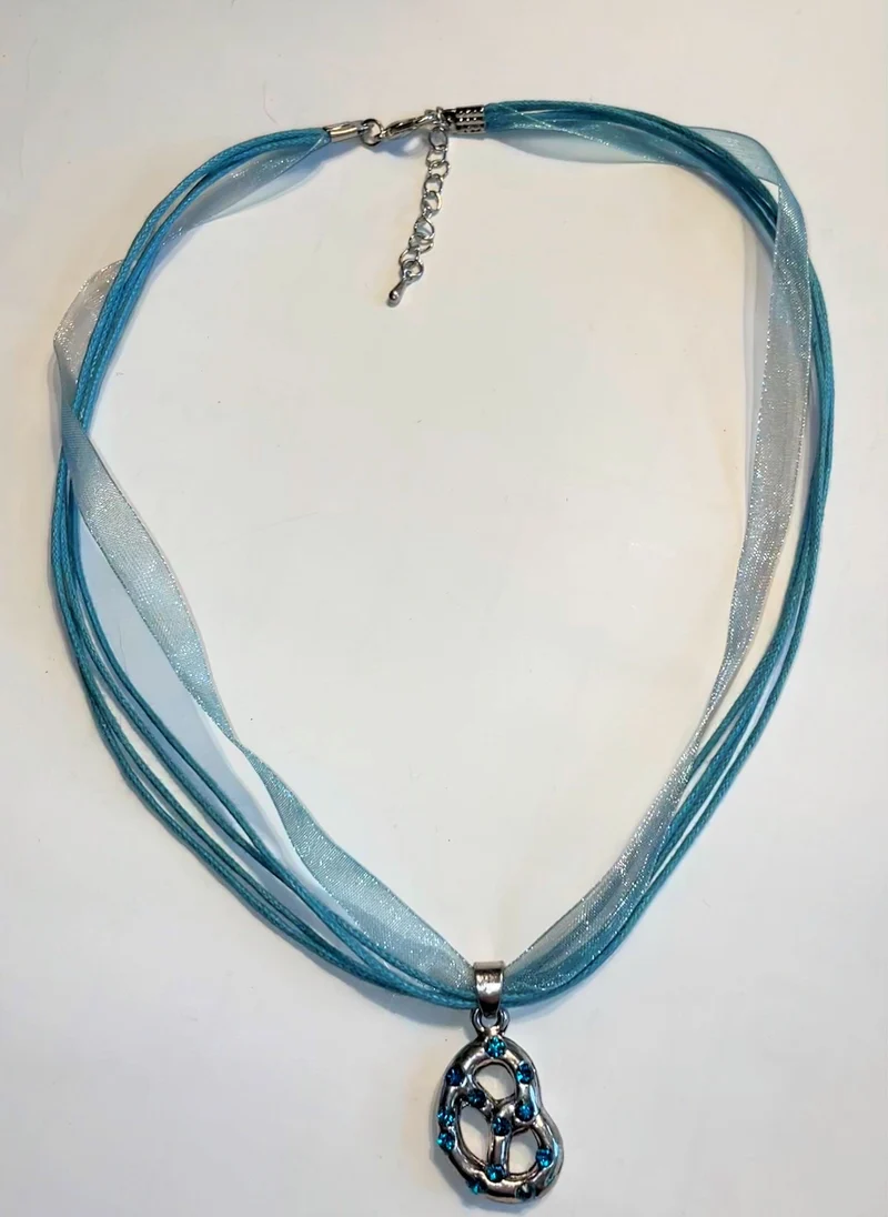Trachten Kette mit Breze und Strass, verschiedene Farben