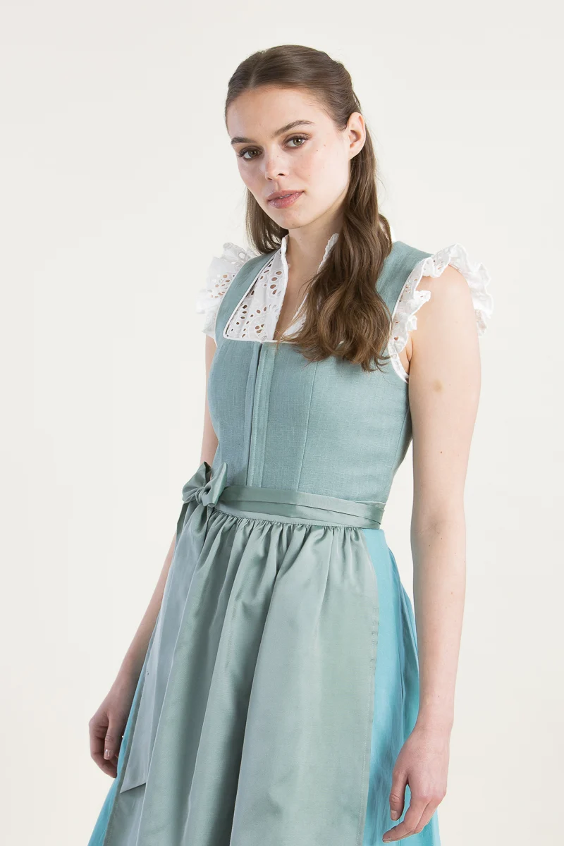 Alissa Dirndl Adri mint