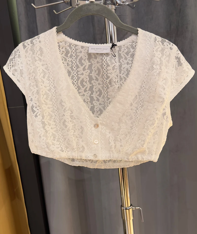 Dirndlbluse Fiona Anno Domini Design