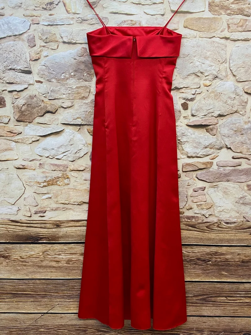 Vintage Abendkleid Rot Satin Gr. 32 – Elegantes Maxikleid für Gala & Hochzeit