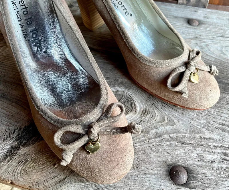 Pumps, Alberto la Torre, Schuhe, Velourleder, beige, taupe, Gr. 41