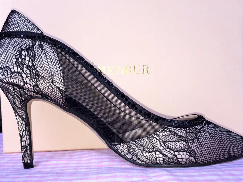 Pumps, The Essence Menbur Schuhe, gold, schwarz Spitze