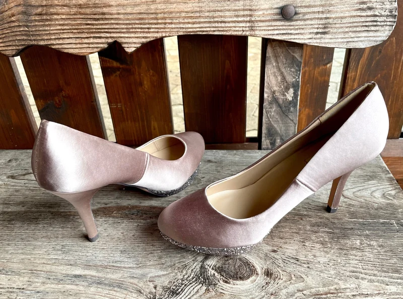 Pumps, The essence Menbur Schuhe, Satin taupe, gold