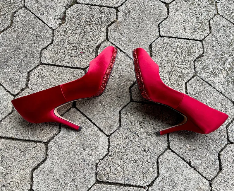 Pumps, The essence Menbur Schuhe, Satin rot