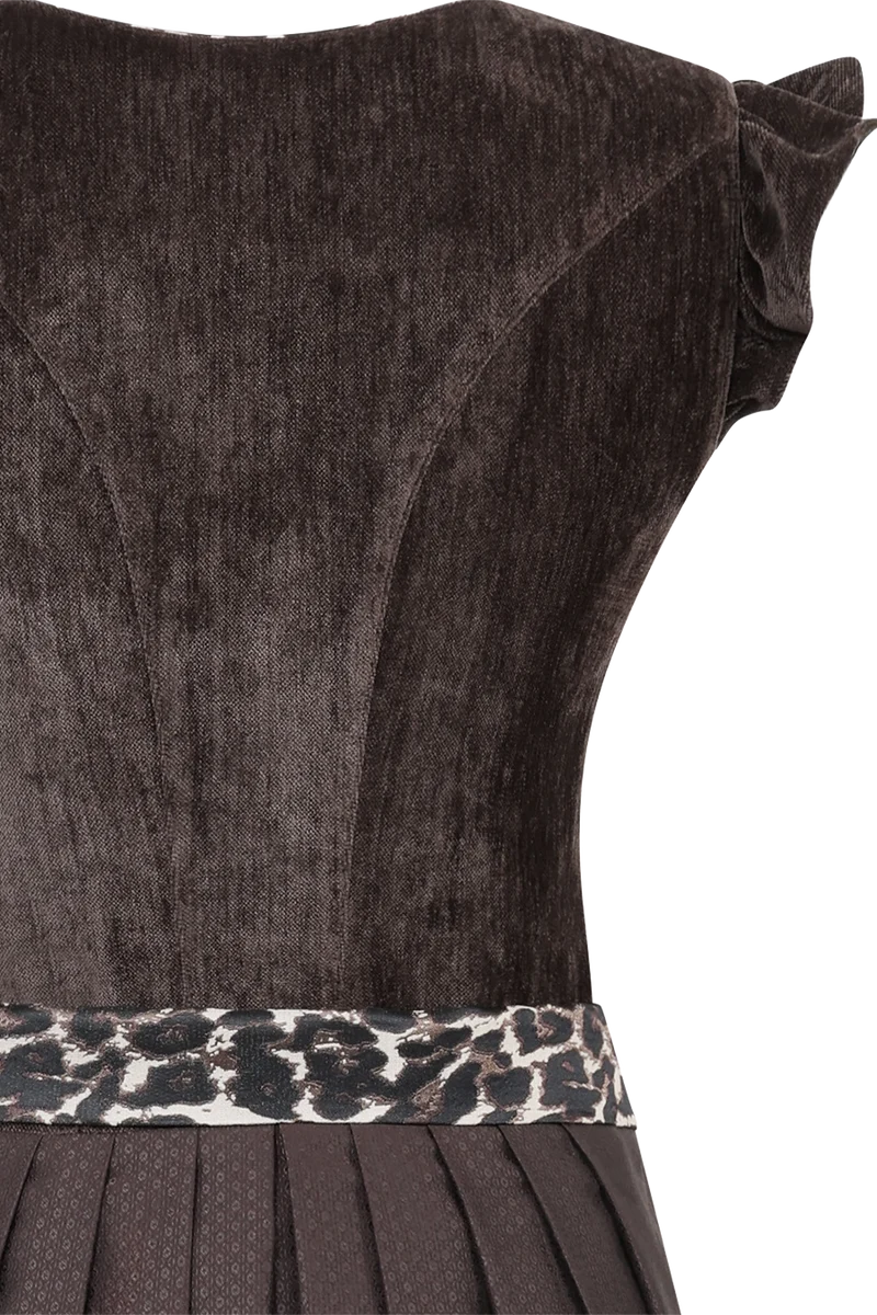 Samtdirndl 70cm mit abnehmbaren Flügelärmeln und Leoschürzenband- espresso