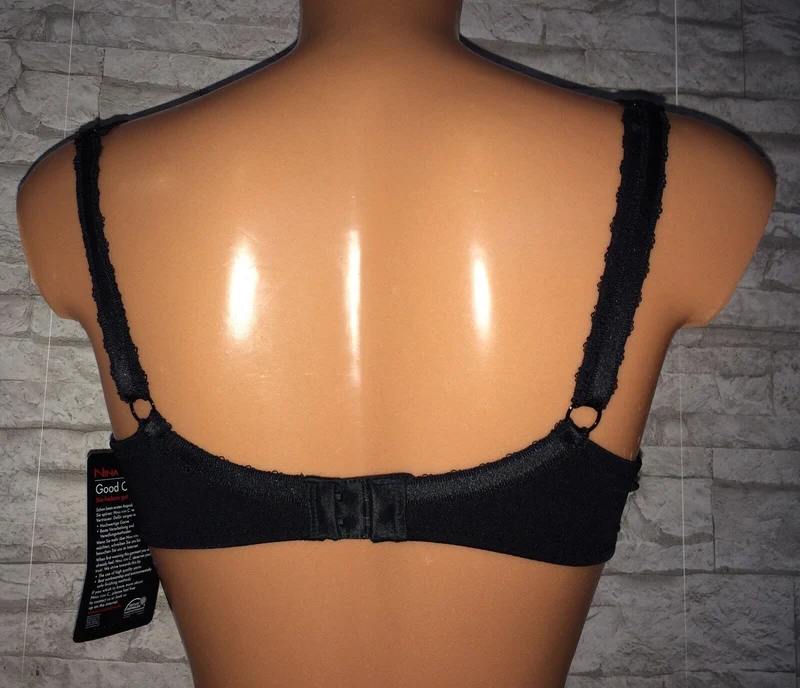Schalen BH, Nina von C., rot, schwarz, Spitze