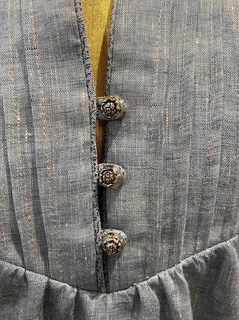 Kleid Anno Domini Lena hellblau taube