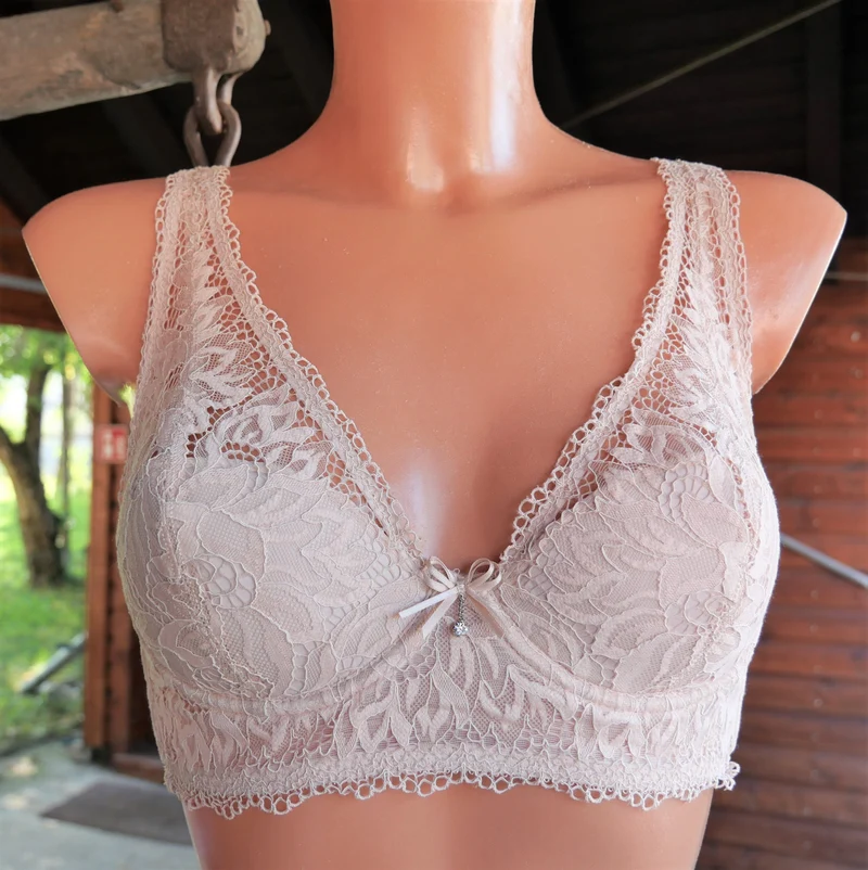 Bustier, BH, Nina von C., make-up, Nude, Spitze haut