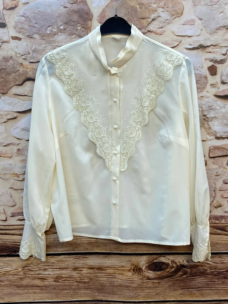 Vintage Spitzenbluse – Cremeweiß – Gr. 44