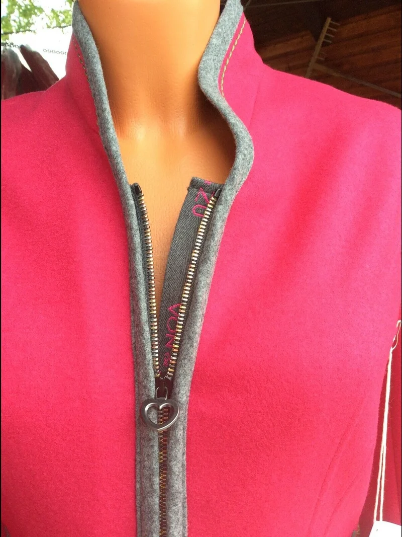 Trachten Jacke, von&zu Basset, grau, pink, Walkjacke