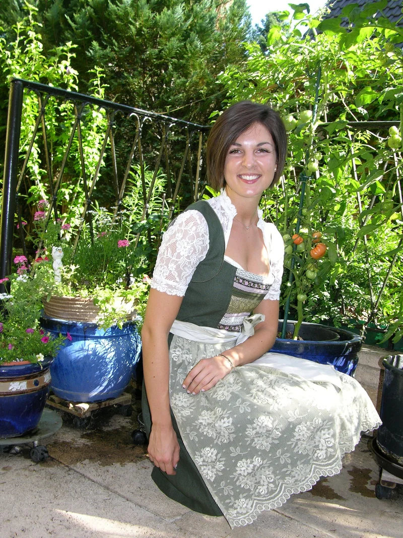 Dirndl 3-Teiler, CocoVero, Leinen, grün, Spitze, Midi