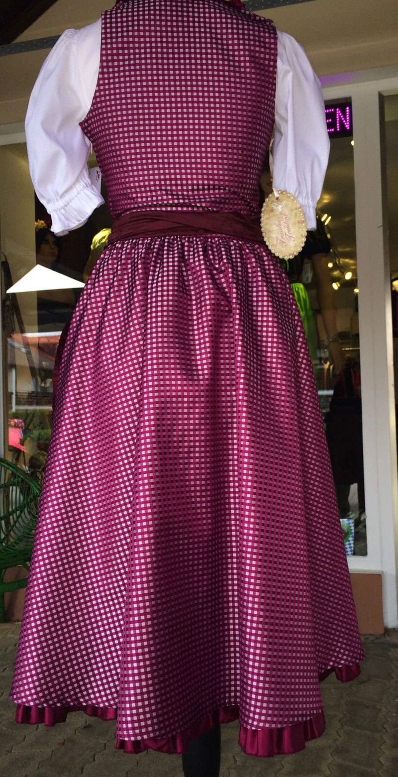 Dirndl Trentini, Josefine, bordeaux, Midi 70 cm, Gr. 32/34