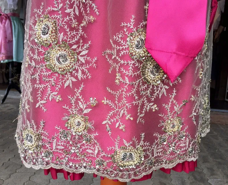 Dirndl Gwandlalm, Baumwolle, grau, beere, Spitze, Midi 70 cm, Gr. 42