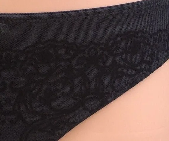 String, Slip, After Eden, schwarz, beflockt
