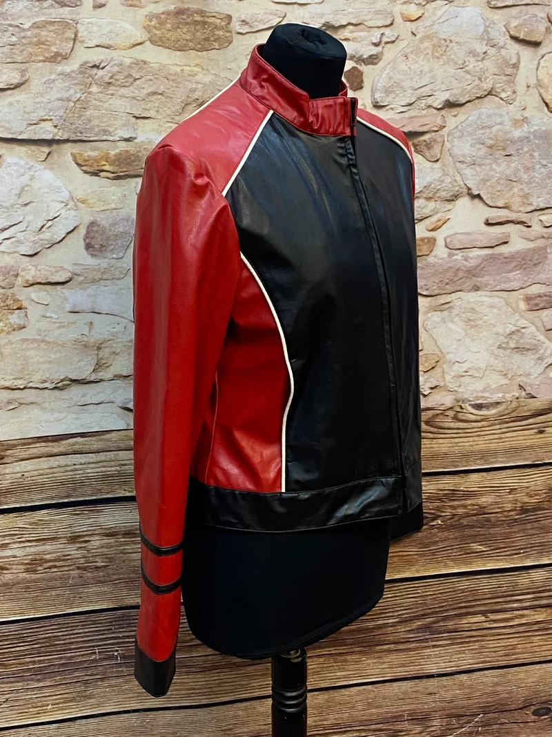 Vintage Rockabilly Kunstlederjacke Damen Gr. 40 – Schwarz Rot mit Stern-Detail