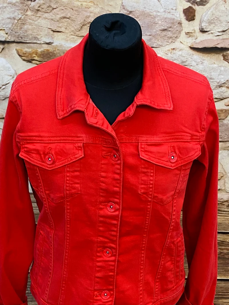 Vintage Jeansjacke Damen Gr. 40 – Roter Denim Klassiker